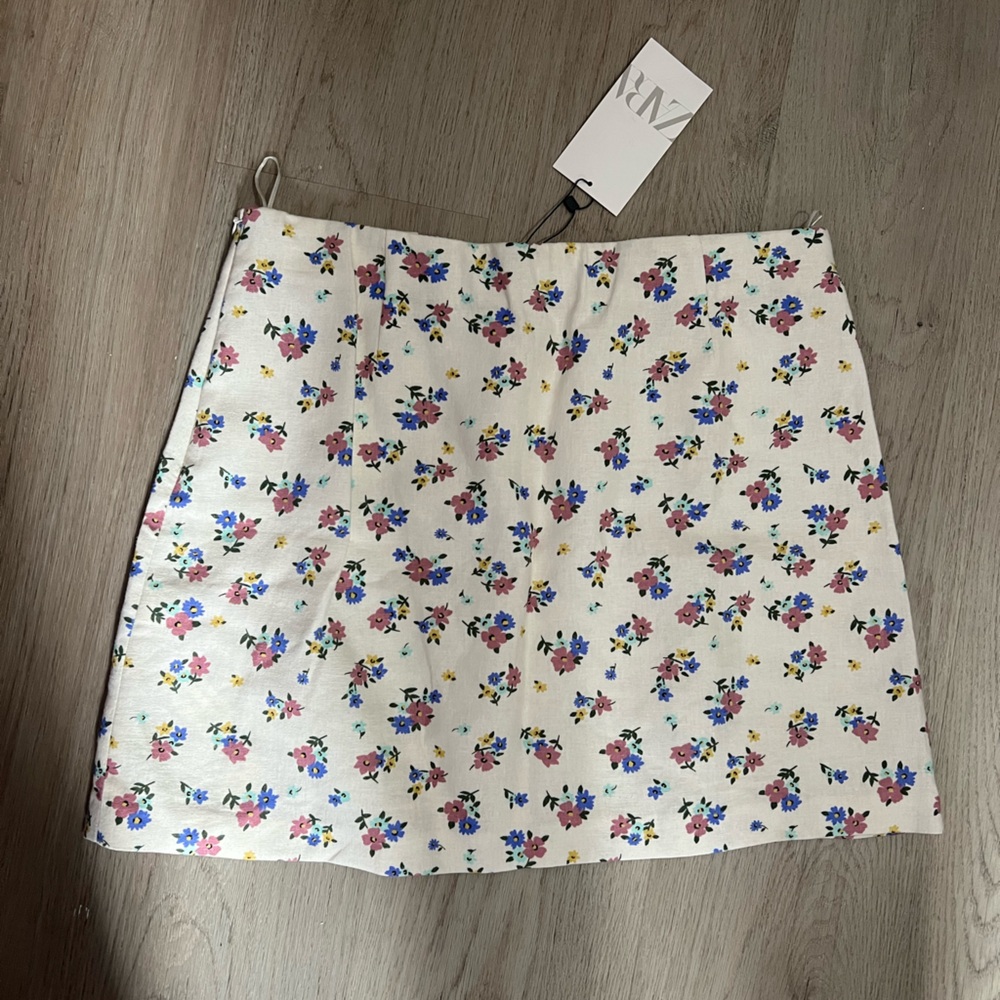 Zara Floral Mini Skirt